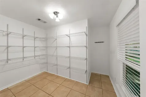 1616 Alta Vista Drive Alvin TX 77511