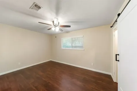 1616 Alta Vista Drive Alvin TX 77511