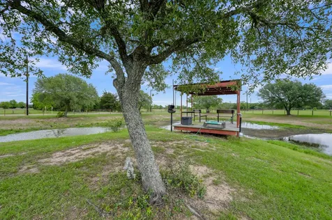 33633 Mayer Road Hockley TX 77484