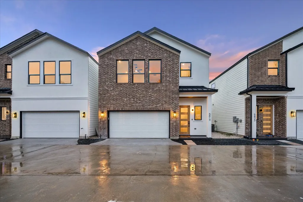 5819 Outer Banks Street Houston TX 77091
