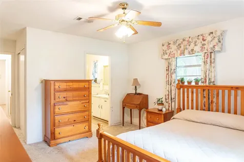 203 Sassafras Village Mills TX 77663
