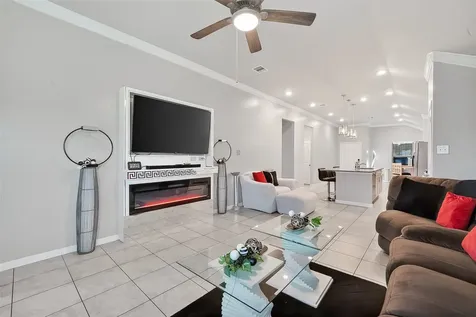 526 Heron Bay Circle La Porte TX 77571