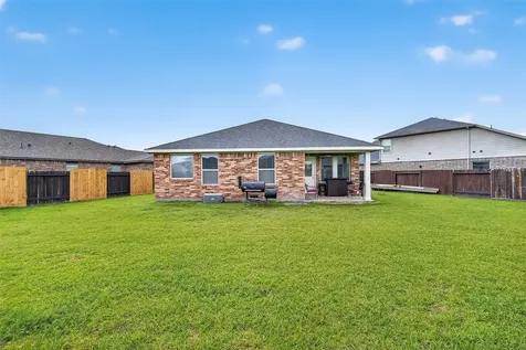 526 Heron Bay Circle La Porte TX 77571