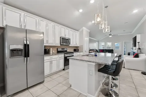 526 Heron Bay Circle La Porte TX 77571