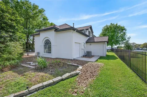 13991 Jbk Memorial Drive Willis TX 77318