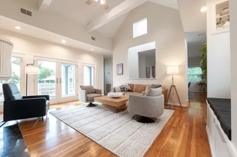 2002 Norfolk Street A Houston TX 77098