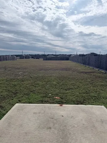 121 Road 51021 Cleveland TX 77327
