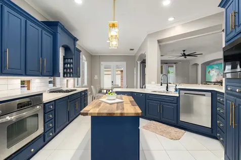 2512 W Ranch Drive Friendswood TX 77546