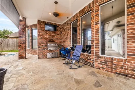 2512 W Ranch Drive Friendswood TX 77546