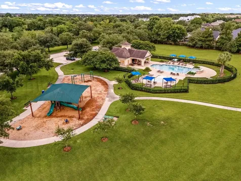 2512 W Ranch Drive Friendswood TX 77546