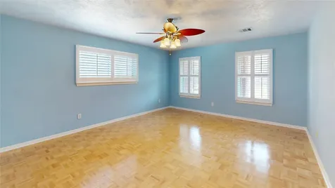 642 N Flamingo Drive Seabrook TX 77586