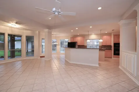 17222 Leeside Drive Tomball TX 77377