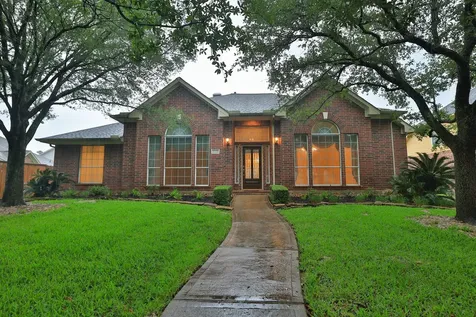 17222 Leeside Drive Tomball TX 77377