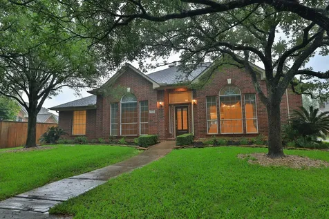 17222 Leeside Drive Tomball TX 77377