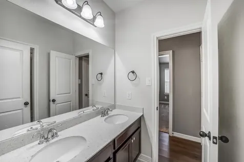2234 Angel Trumpet Drive Katy TX 77494