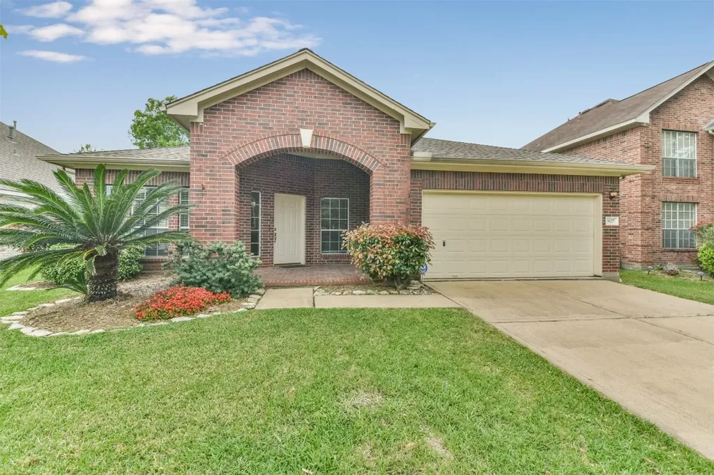9127 Willow Crossing Drive Houston TX 77064