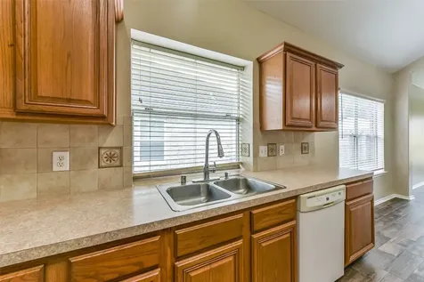 9127 Willow Crossing Drive Houston TX 77064