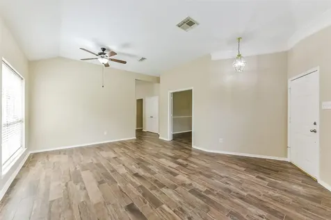 9127 Willow Crossing Drive Houston TX 77064