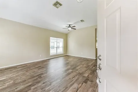 9127 Willow Crossing Drive Houston TX 77064