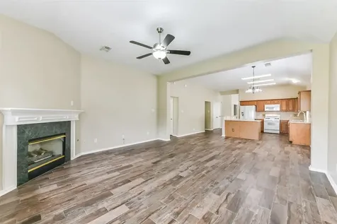 9127 Willow Crossing Drive Houston TX 77064
