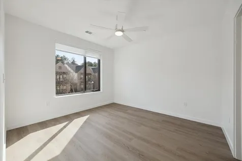 1 Riva Row 165 The Woodlands TX 77380