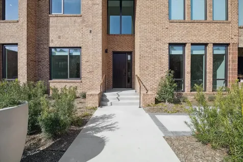 1 Riva Row 165 The Woodlands TX 77380