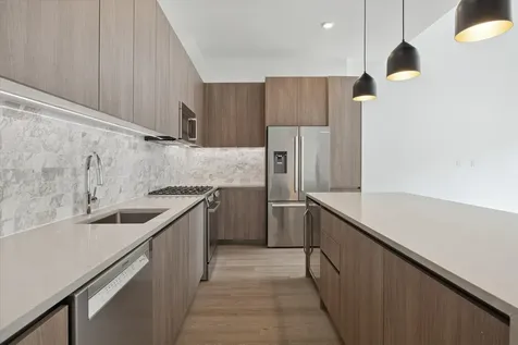 1 Riva Row 165 The Woodlands TX 77380