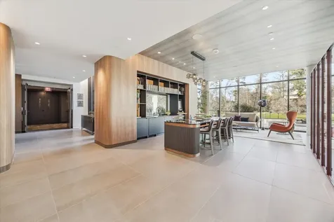 1 Riva Row 165 The Woodlands TX 77380