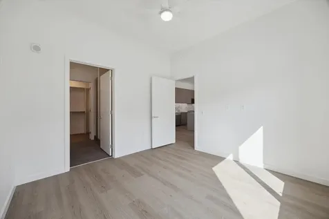1 Riva Row 165 The Woodlands TX 77380