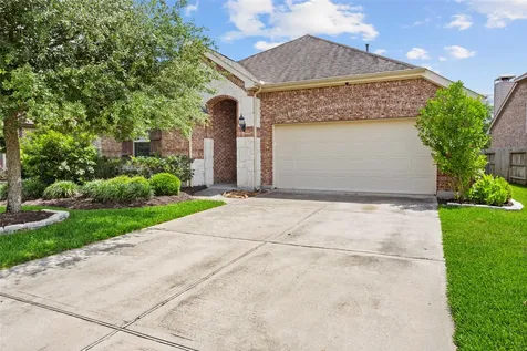 739 Mayhill Ridge Lane League City TX 77573