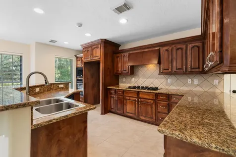 10514 Crestwater Circle Magnolia TX 77354