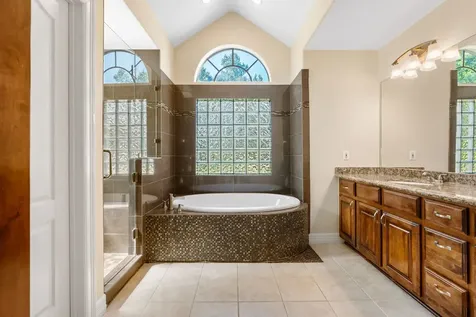 10514 Crestwater Circle Magnolia TX 77354