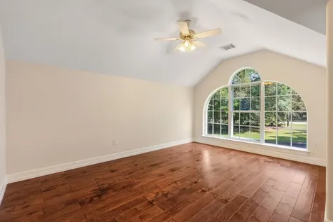 10514 Crestwater Circle Magnolia TX 77354