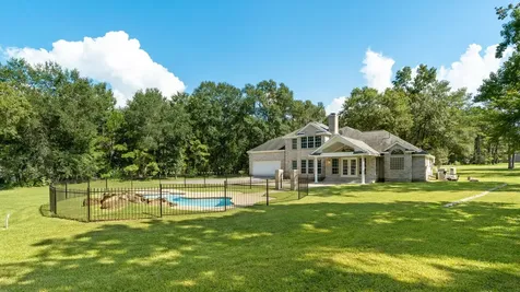10514 Crestwater Circle Magnolia TX 77354