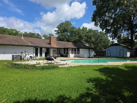 204 Southwood Circle Baytown TX 77520