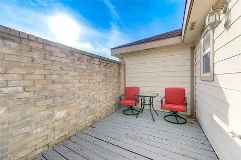 2122 Highland Hills Drive Sugar Land TX 77478