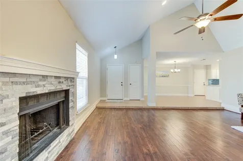 2122 Highland Hills Drive Sugar Land TX 77478
