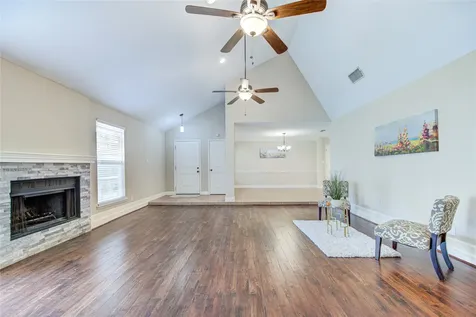 2122 Highland Hills Drive Sugar Land TX 77478