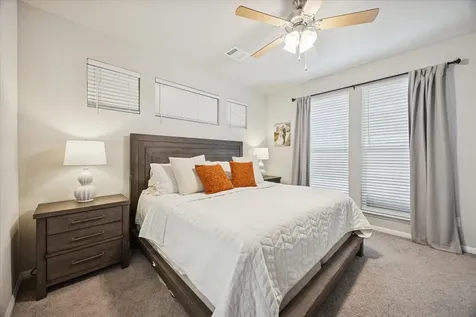 12000 Corsicana Trail 18 Manor TX 78653