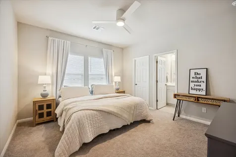 12000 Corsicana Trail 18 Manor TX 78653