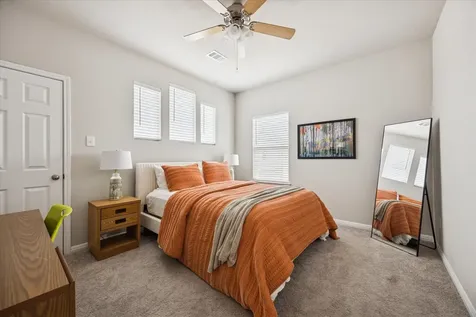 12000 Corsicana Trail 18 Manor TX 78653
