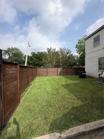 4630 Woodside Street 2 Houston TX 77023
