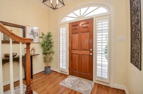 2831 Briarhurst Park Houston TX 77057