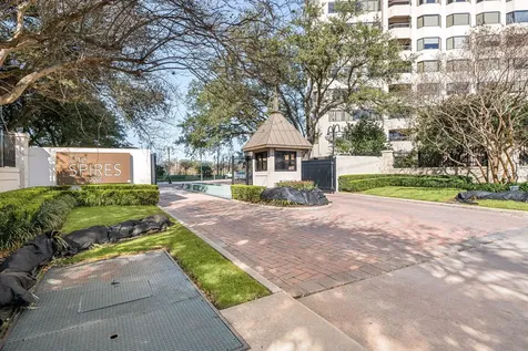 2001 Holcombe Boulevard 803 Houston TX 77030
