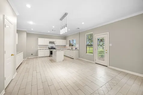 5610 Brazos Springs Drive Sugar Land TX 77479
