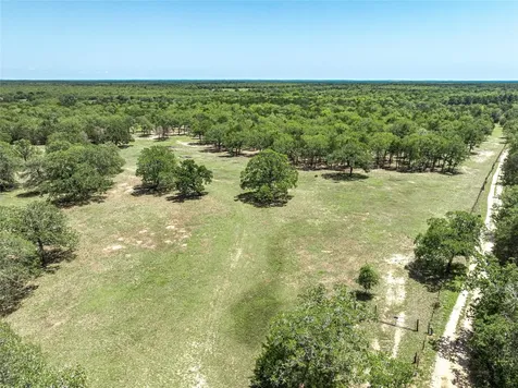 4638 Red Hollow Lane Smithville TX 78957