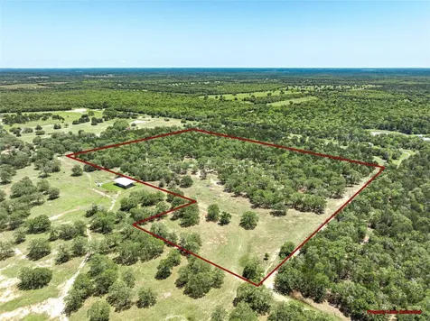 4638 Red Hollow Lane Smithville TX 78957