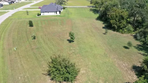 Tbd Henley Cove Iola TX 77861