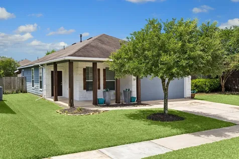 8739 Sunrise Canter Drive Tomball TX 77375