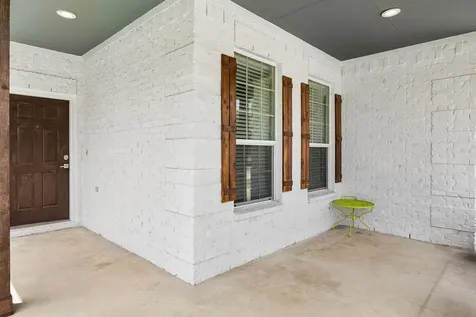 8739 Sunrise Canter Drive Tomball TX 77375